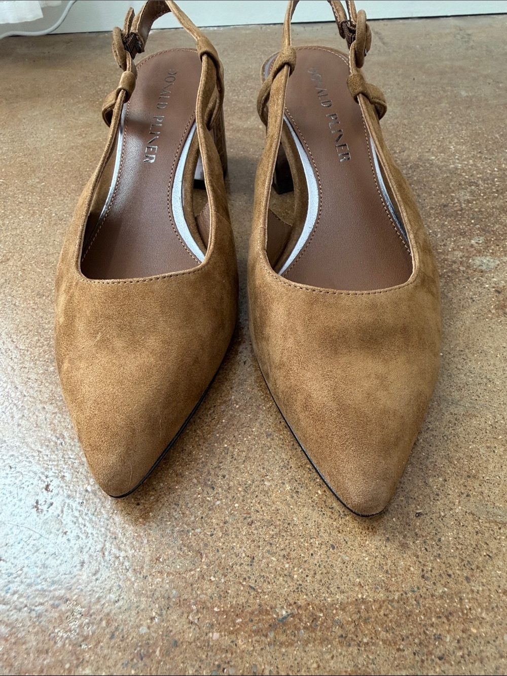 Donald Pliner Song Suede Slingback Block Heel Pumps Saddle Brown Size 6 - Picture 3 of 9
